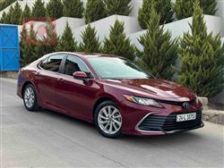 تۆیۆتا کامری